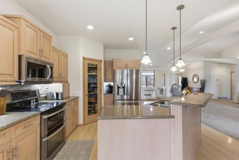 212 Chestnut Drive Horace ND 58047