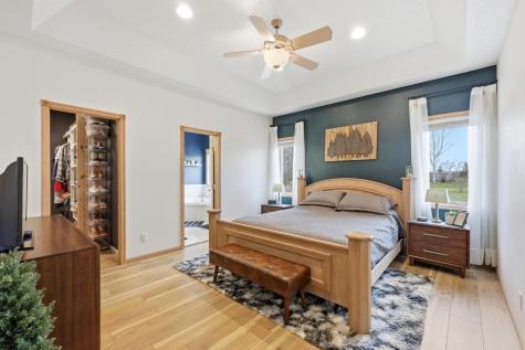 212 Chestnut Drive Horace ND 58047