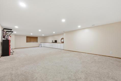 212 Chestnut Drive Horace ND 58047