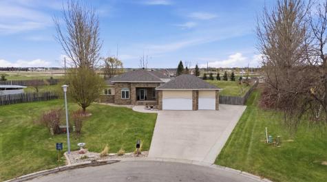 212 Chestnut Drive Horace ND 58047