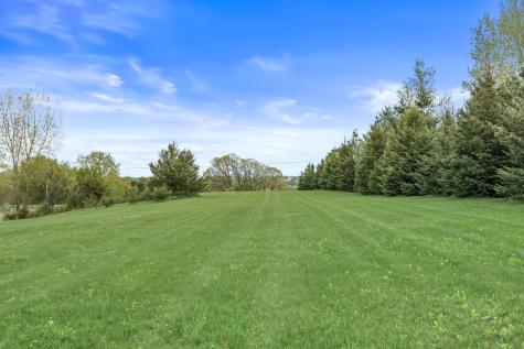 W12035 559th Avenue Prescott WI 54021