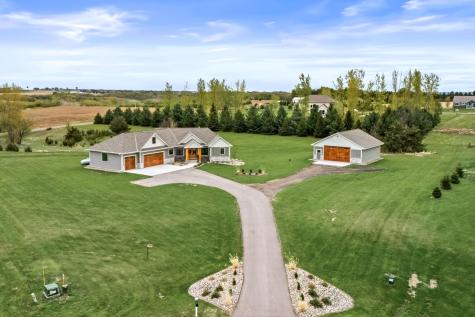 W12035 559th Avenue Prescott WI 54021