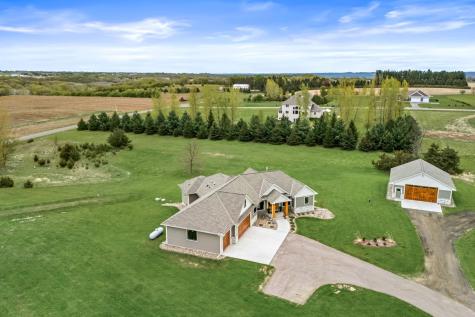 W12035 559th Avenue Prescott WI 54021
