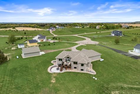 W12035 559th Avenue Prescott WI 54021
