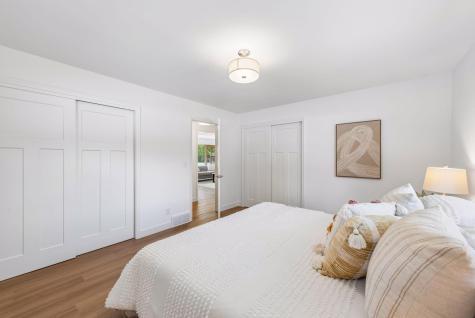 6 Mission Lane Bloomington MN 55420