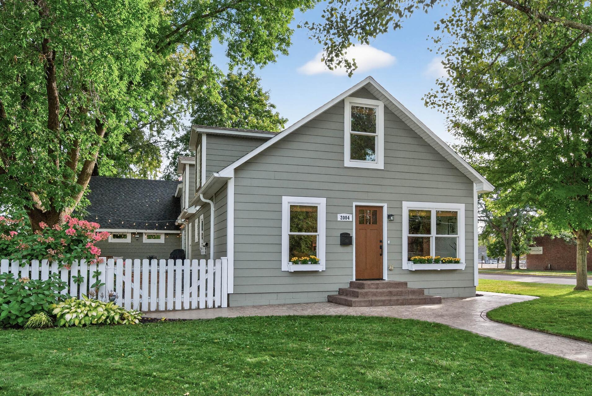 2084 4th Street White Bear Lake MN 55110
