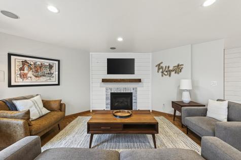 2084 4th Street White Bear Lake MN 55110