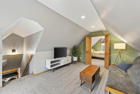 2084 4th Street White Bear Lake MN 55110