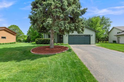 1009 Gramsey Place Burnsville MN 55306