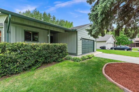 1009 Gramsey Place Burnsville MN 55306