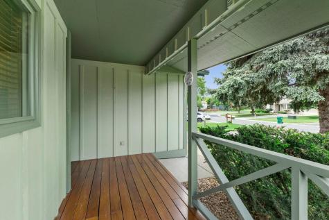 1009 Gramsey Place Burnsville MN 55306