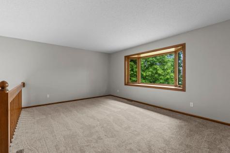 1009 Gramsey Place Burnsville MN 55306