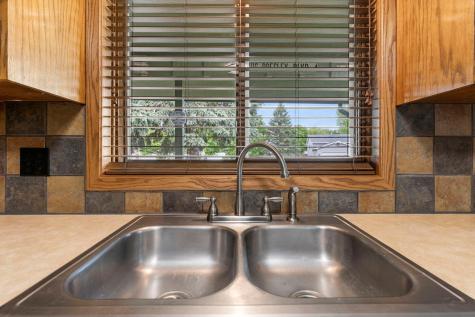 1009 Gramsey Place Burnsville MN 55306
