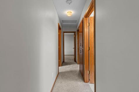 1009 Gramsey Place Burnsville MN 55306