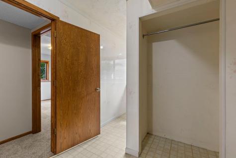 1009 Gramsey Place Burnsville MN 55306