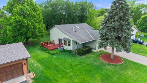 1009 Gramsey Place Burnsville MN 55306
