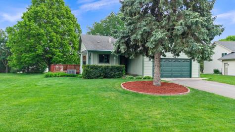 1009 Gramsey Place Burnsville MN 55306