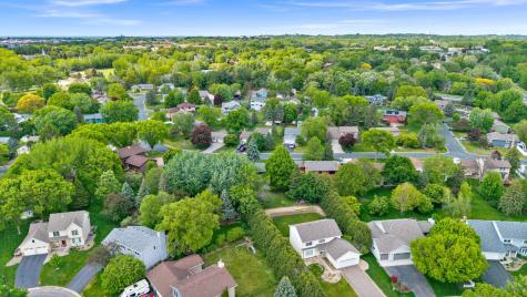 1009 Gramsey Place Burnsville MN 55306