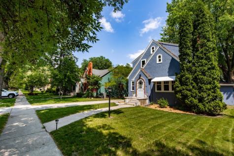 1345 4th Street N Fargo ND 58102