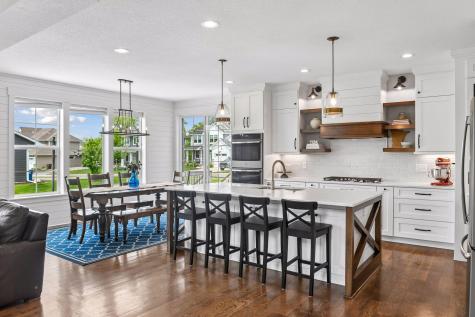 6085 Urbandale Lane N Plymouth MN 55446