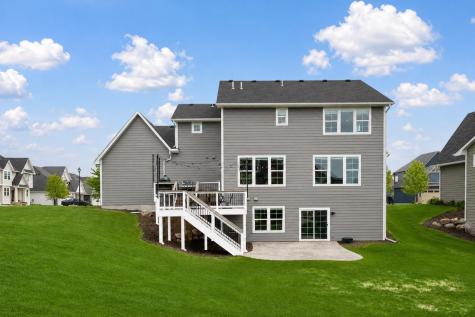 6085 Urbandale Lane N Plymouth MN 55446