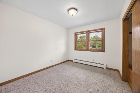 8108 Mount Curve Boulevard Brooklyn Park MN 55445