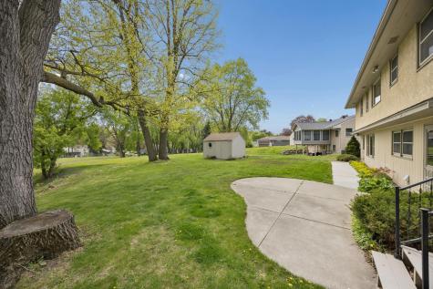 8108 Mount Curve Boulevard Brooklyn Park MN 55445