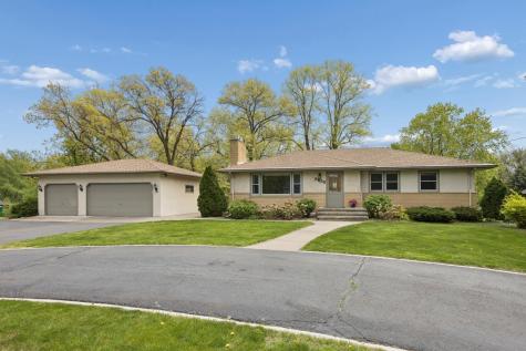 8108 Mount Curve Boulevard Brooklyn Park MN 55445