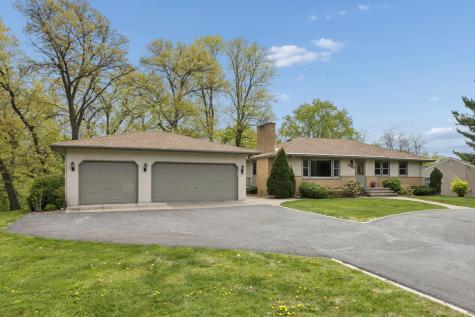 8108 Mount Curve Boulevard Brooklyn Park MN 55445