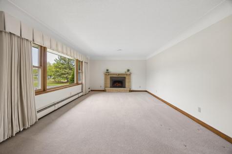 8108 Mount Curve Boulevard Brooklyn Park MN 55445