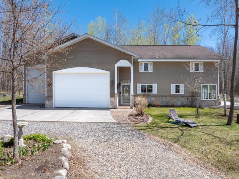 21564 Sugarbush Lane Cohasset MN 55721