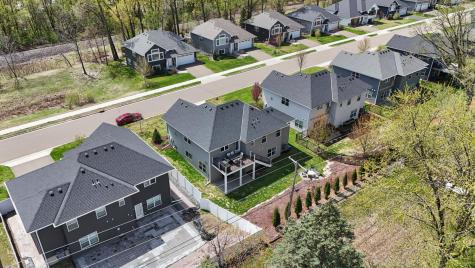 7124 51st Avenue N New Hope MN 55428