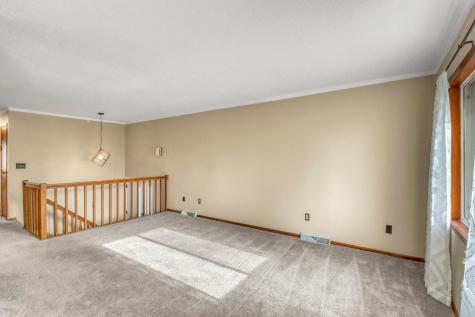 38 Fremont Drive S Fargo ND 58103