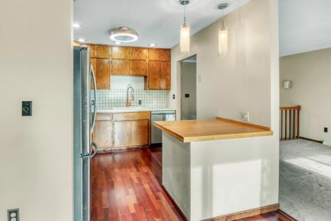 38 Fremont Drive S Fargo ND 58103