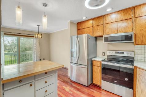 38 Fremont Drive S Fargo ND 58103