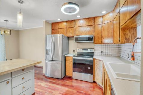 38 Fremont Drive S Fargo ND 58103