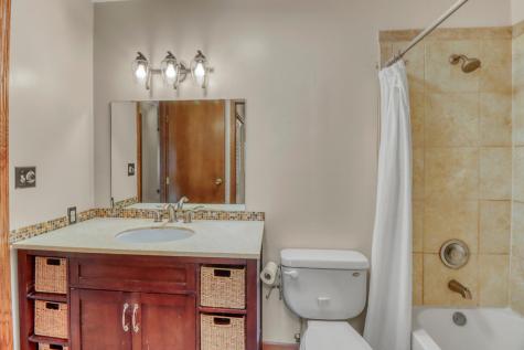 38 Fremont Drive S Fargo ND 58103