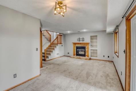 38 Fremont Drive S Fargo ND 58103