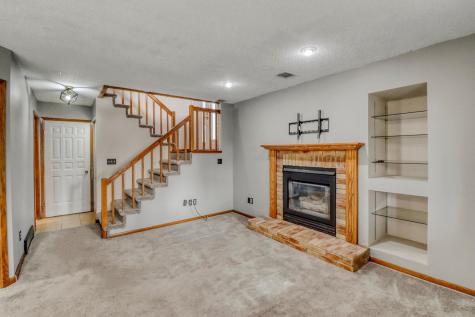 38 Fremont Drive S Fargo ND 58103