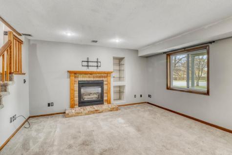 38 Fremont Drive S Fargo ND 58103