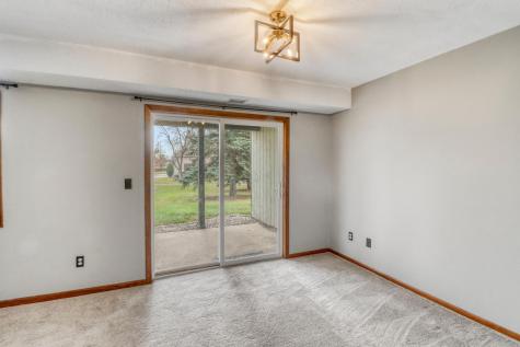 38 Fremont Drive S Fargo ND 58103