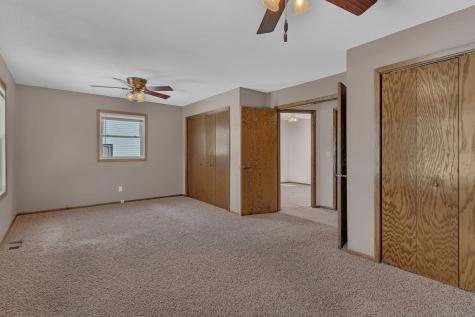 1308 27th Street NW Willmar MN 56201