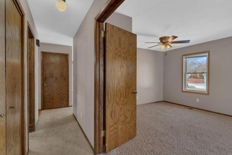 1308 27th Street NW Willmar MN 56201