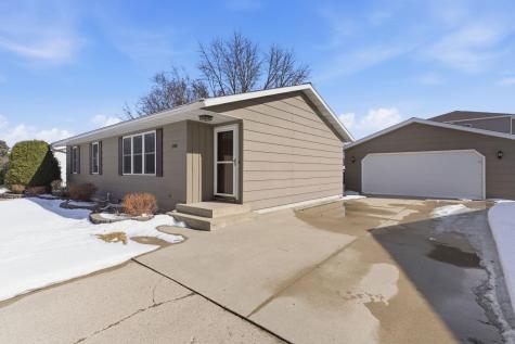 1308 27th Street NW Willmar MN 56201