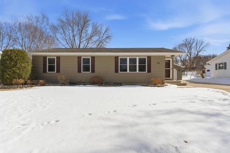 1308 27th Street NW Willmar MN 56201
