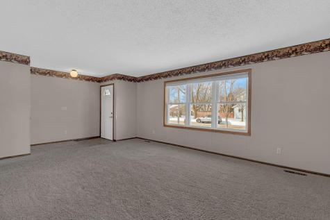 1308 27th Street NW Willmar MN 56201