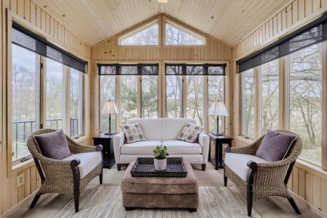 1085 Oak Circle Wayzata MN 55391