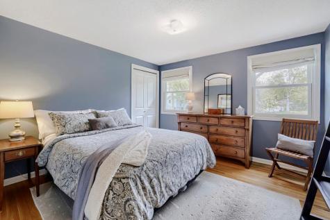 1085 Oak Circle Wayzata MN 55391