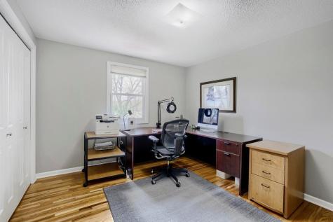 1085 Oak Circle Wayzata MN 55391
