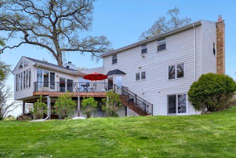 1085 Oak Circle Wayzata MN 55391